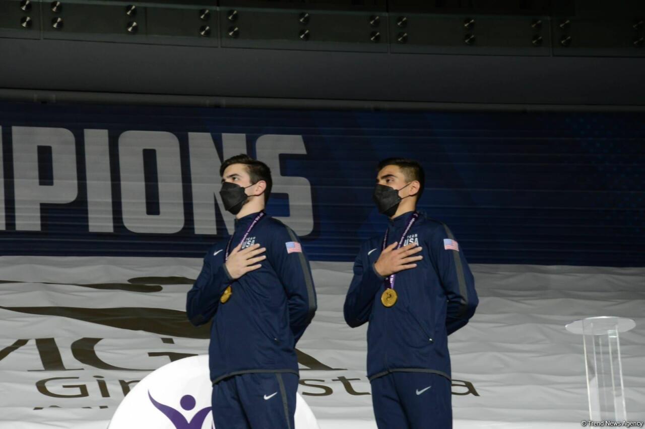 ЧМ в Баку: состоялась церемония награждения победителей среди женских и мужских пар