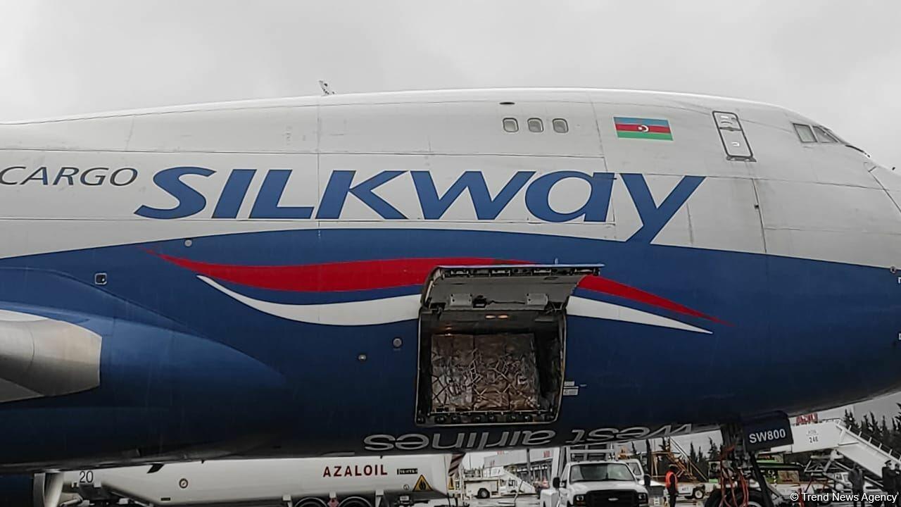 Азербайджан отправляет очередную гуманитарную помощь в Украину