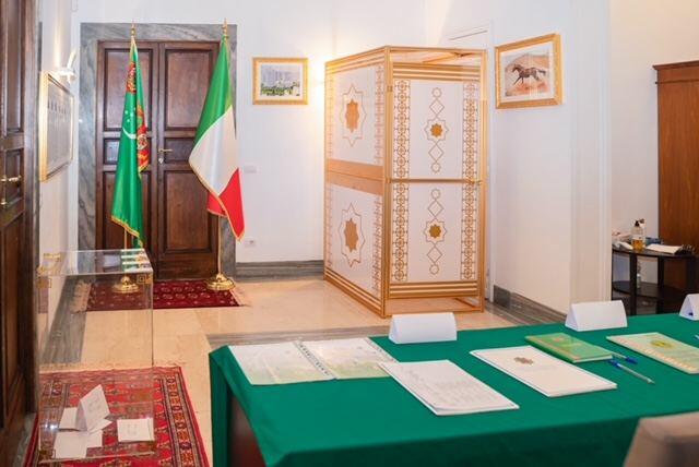 Голос туркменской молодежи на выборах из Италии