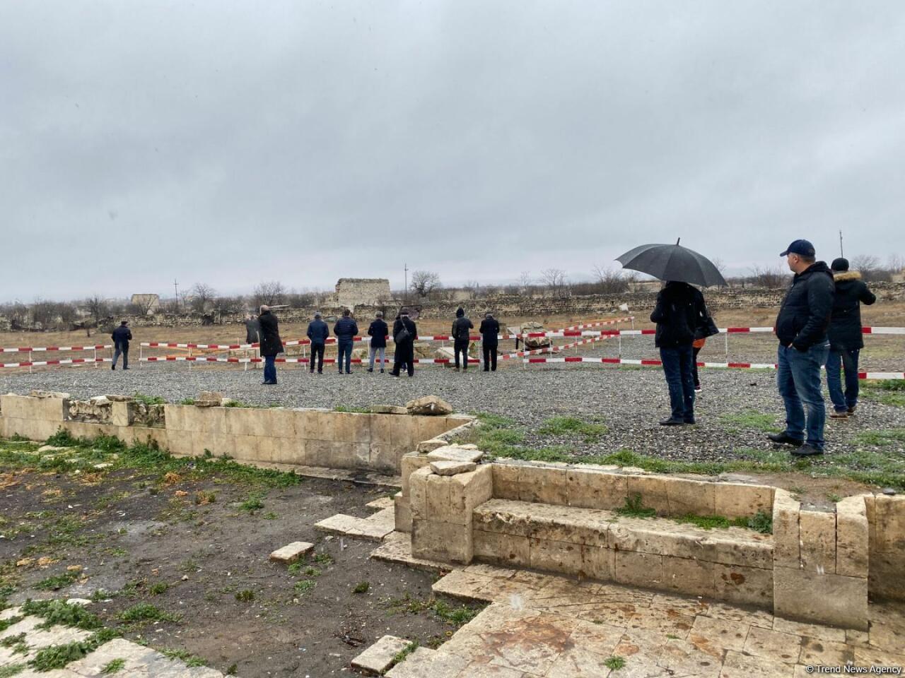Xarici jurnalistlərin Ağdam şəhərinə səfəri başlayıb