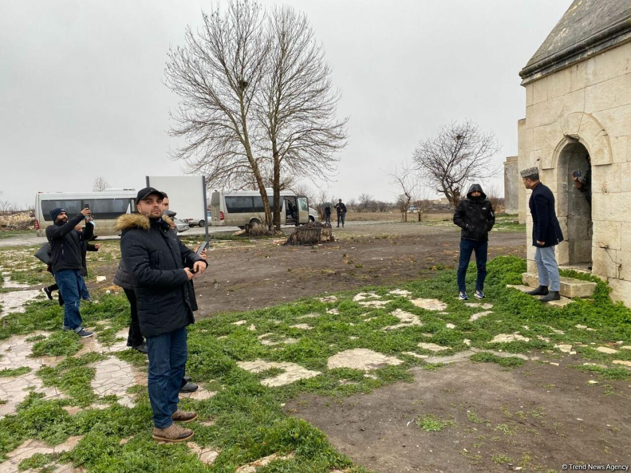 Xarici jurnalistlərin Ağdam şəhərinə səfəri başlayıb