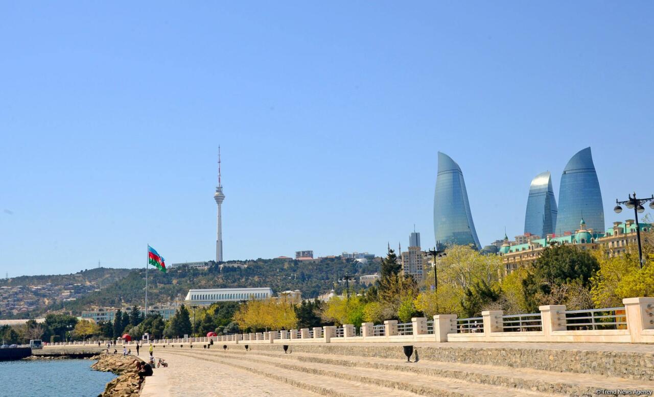 Приморский бульвар Баку