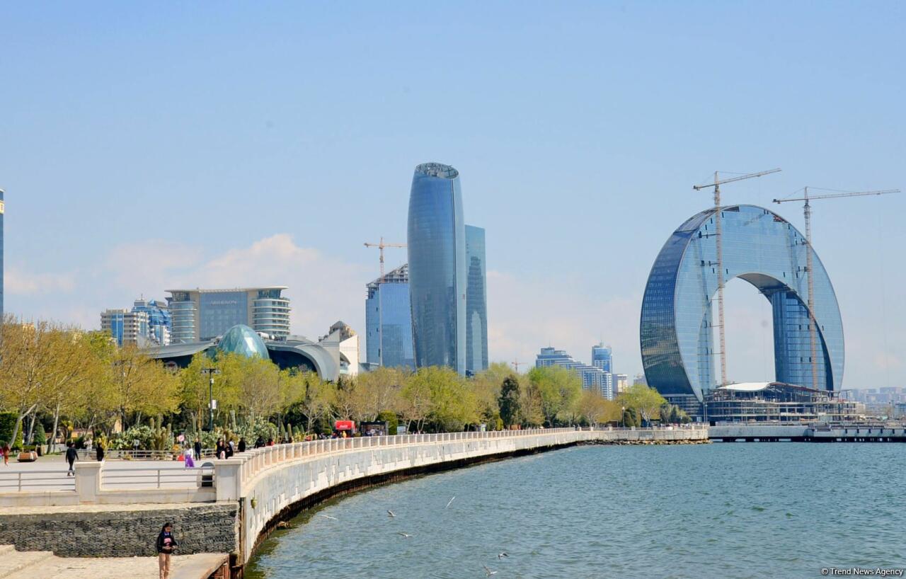 Приморский бульвар Баку