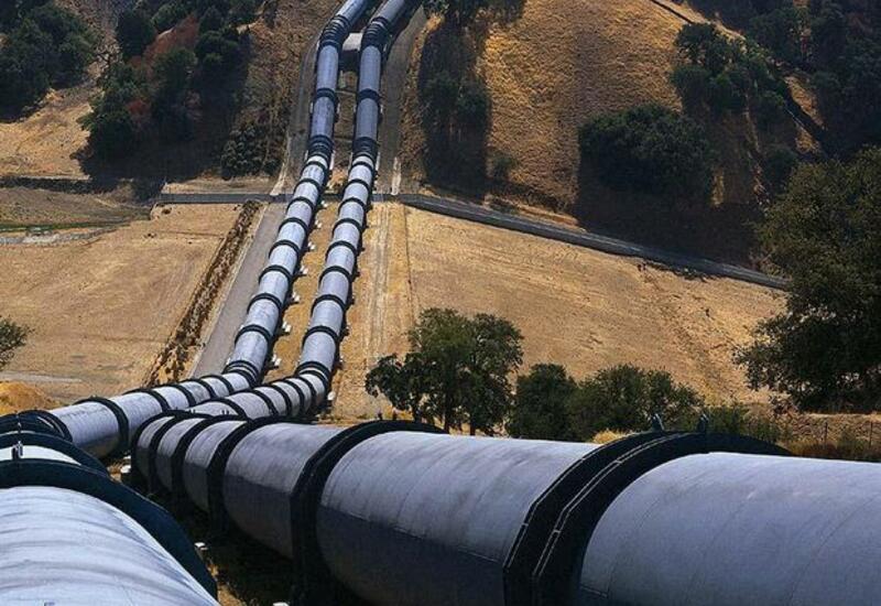 Казахстан намерен увеличить поставки нефти через Азербайджан