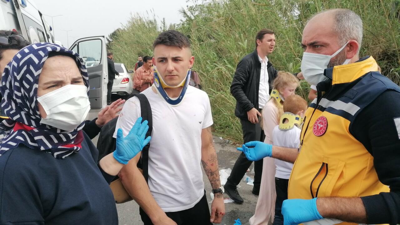 В Анталье перевернулся автобус с туристами