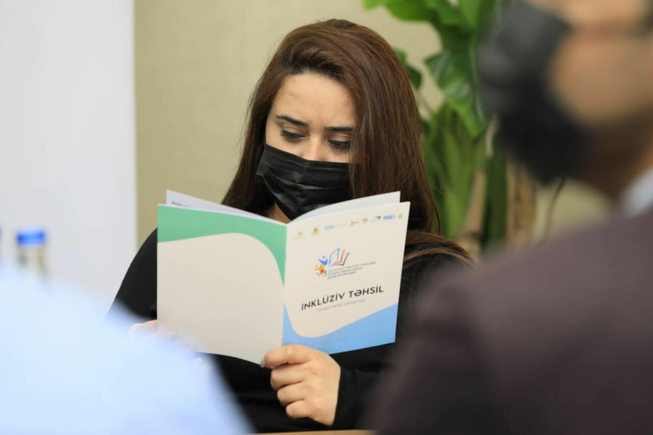 Media nümayəndələri üçün inklüziv təhsil mövzusunda seminar keçirilib