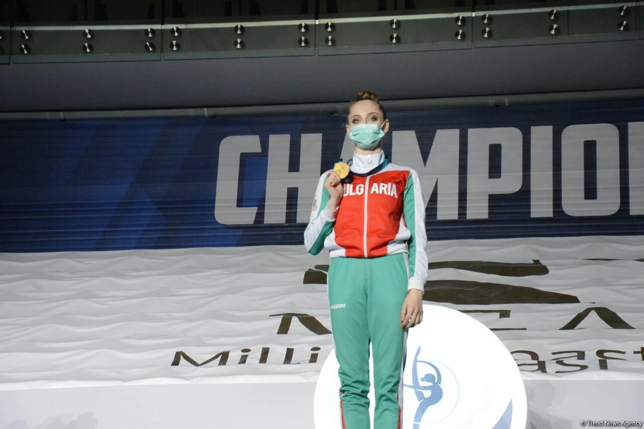 В Баку прошла вторая церемония награждения победителей и призеров Кубка мира FIG по художественной гимнастике