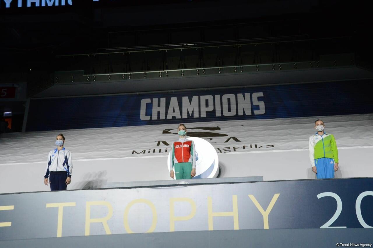 В Баку прошла вторая церемония награждения победителей и призеров Кубка мира FIG по художественной гимнастике