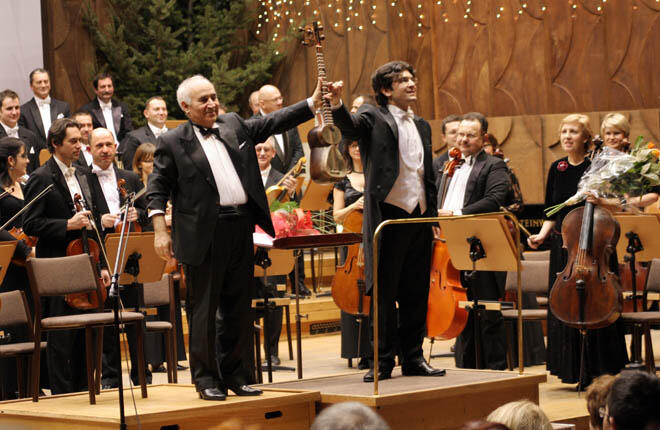 Прославленный тарист Рамиз Гулиев отметил юбилей