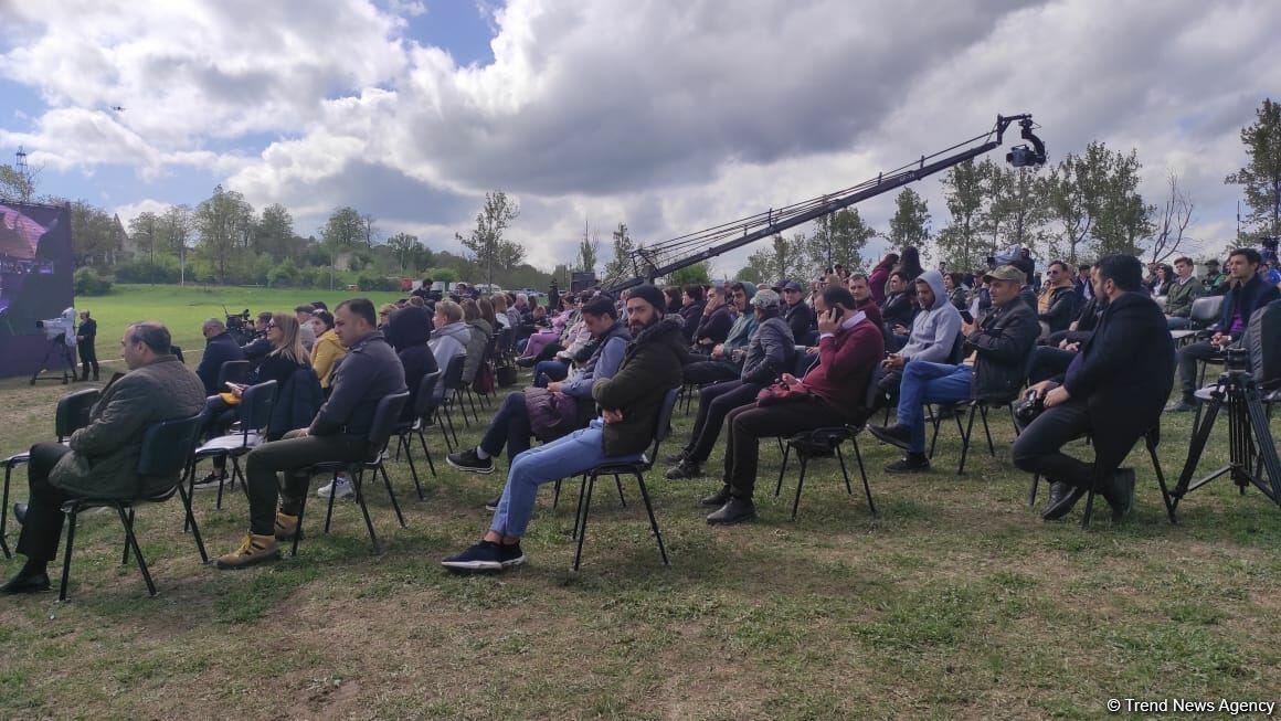 Второй день V Международного фольклорного фестиваля "Харыбюльбюль"