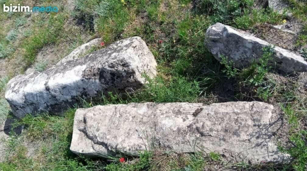 В Хызы обнаружены руины средневековой крепости