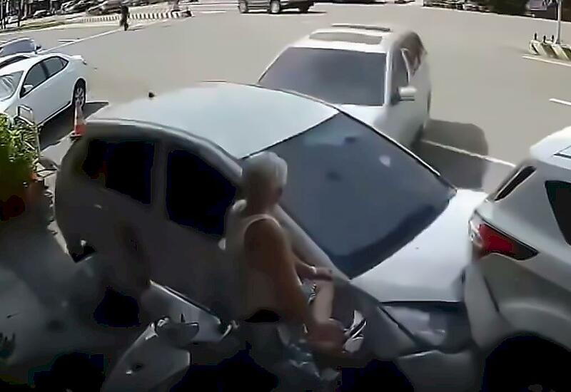 Как пожилой мотоциклист пережил страшную аварию