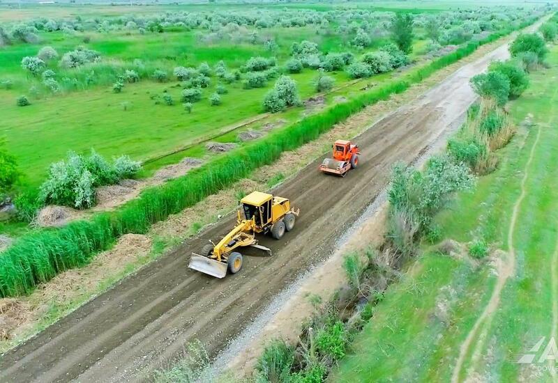 В Бейлагане проводится реконструкция 36-километровой автодороги