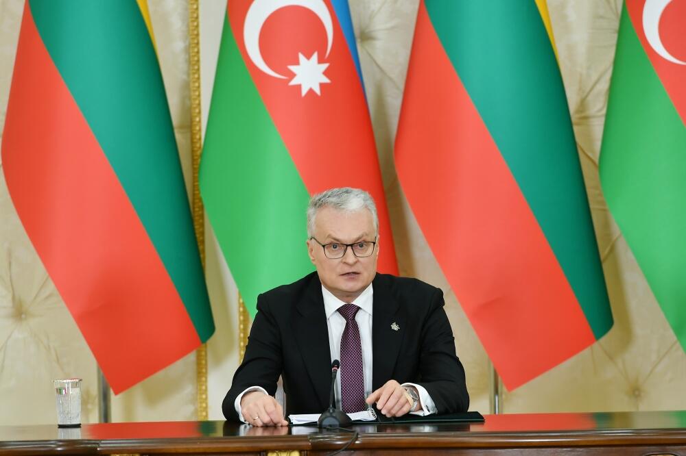 Президенты Азербайджана и Литвы выступили с заявлениями для печати