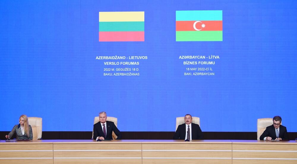 Президент Ильхам Алиев и Президент Гитанас Науседа приняли участие в азербайджано-литовском бизнес-форуме