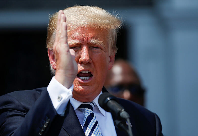 Twitter заблокировал аккаунт с постами Трампа