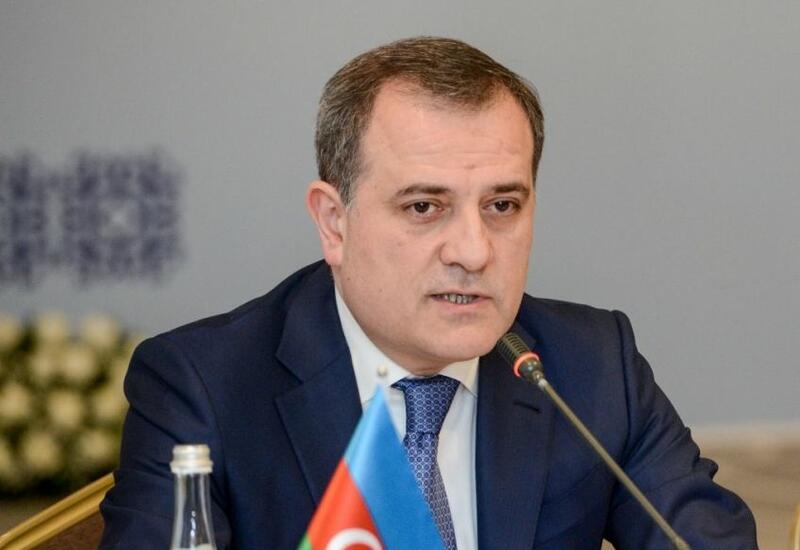 Ceyhun Bayramov Anqolanın xarici işlər üzrə dövlət katibi ilə görüşüb