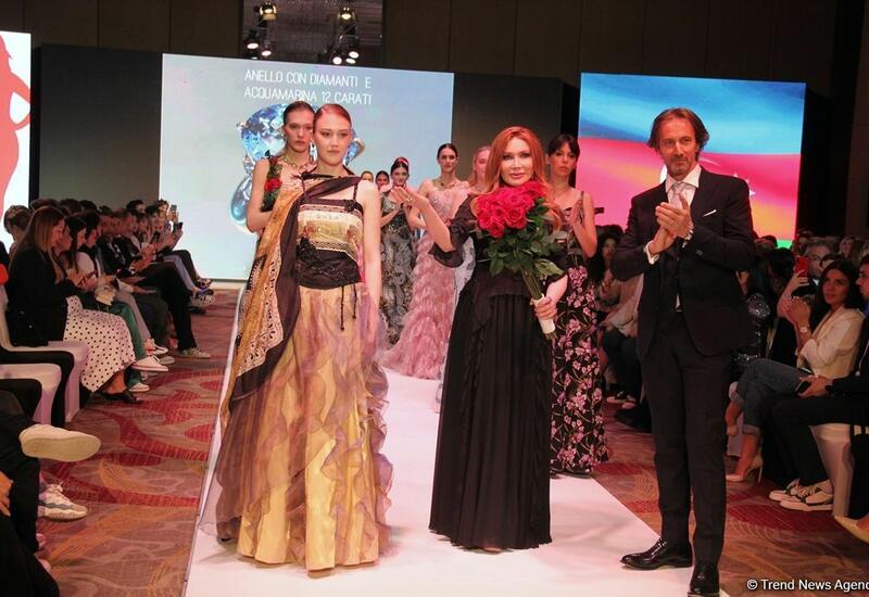 Фахрия Халафова представила новую коллекцию Bella Rosa на Azerbaijan Fashion Week