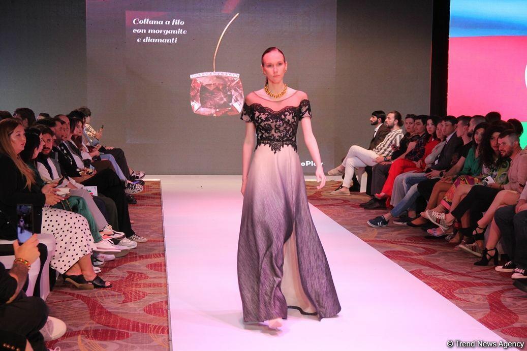 Фахрия Халафова представила новую коллекцию Bella Rosa на Azerbaijan Fashion Week