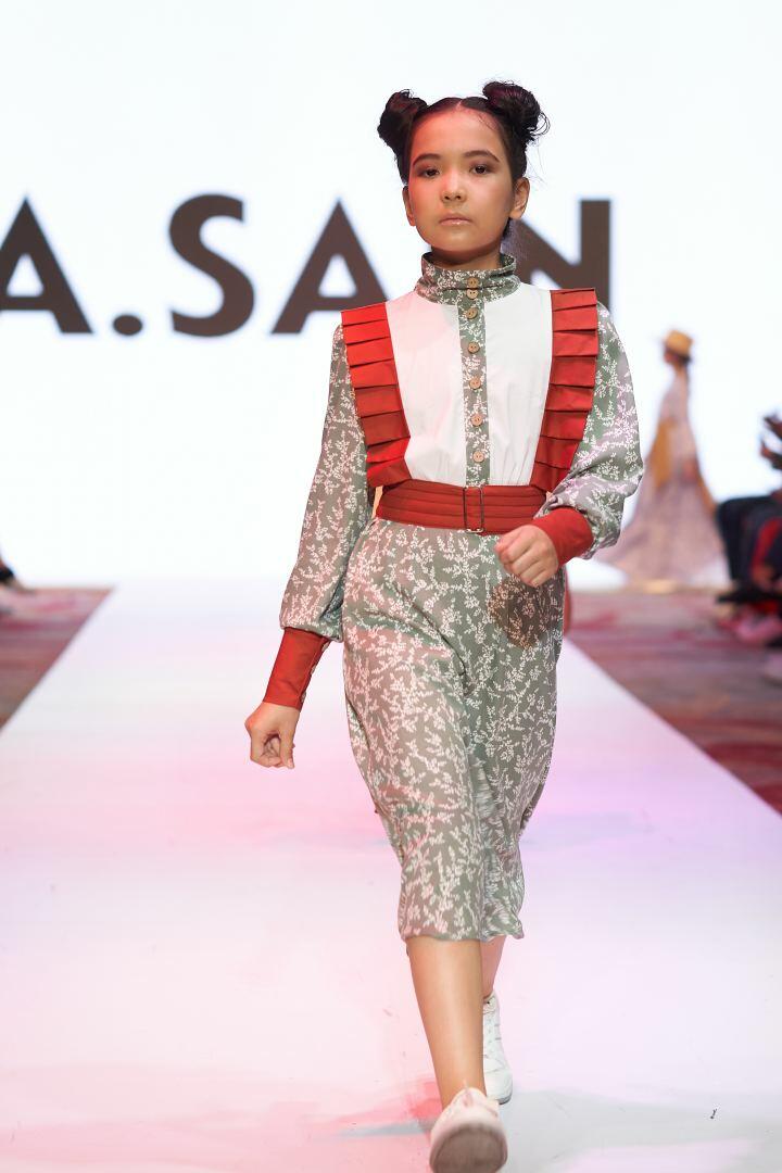 На Azerbaijan Fashion Week 2022 на подиум вышли модели разного возраста, роста и веса