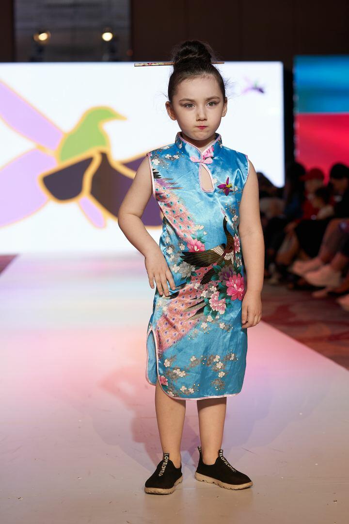 На Azerbaijan Fashion Week 2022 на подиум вышли модели разного возраста, роста и веса