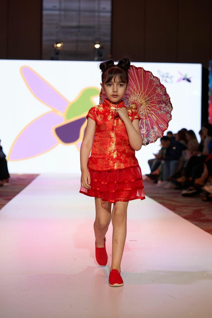 На Azerbaijan Fashion Week 2022 на подиум вышли модели разного возраста, роста и веса
