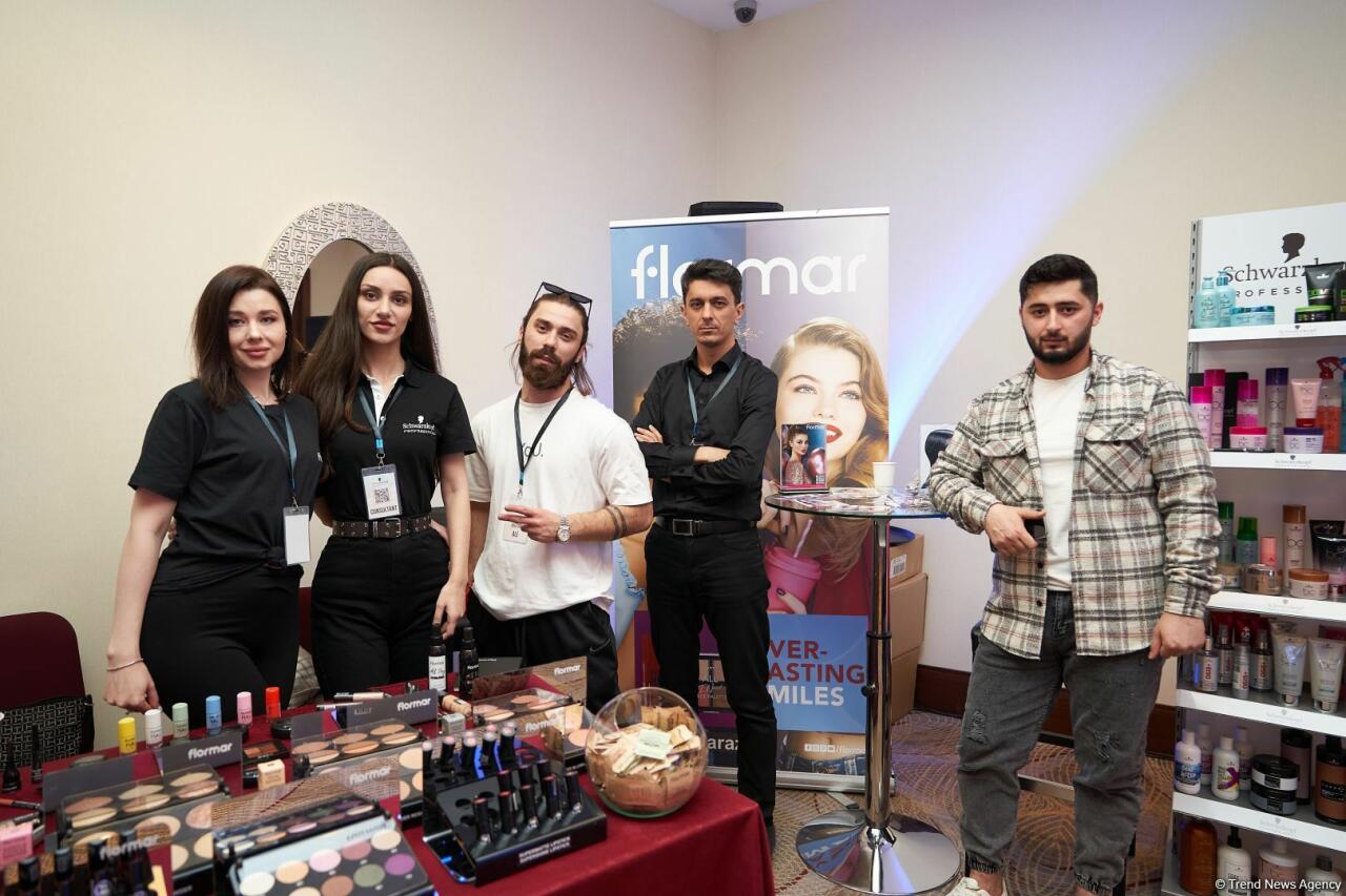Azerbaijan Fashion Week 2022 – любимый Восток, футуризм, вечерние наряды