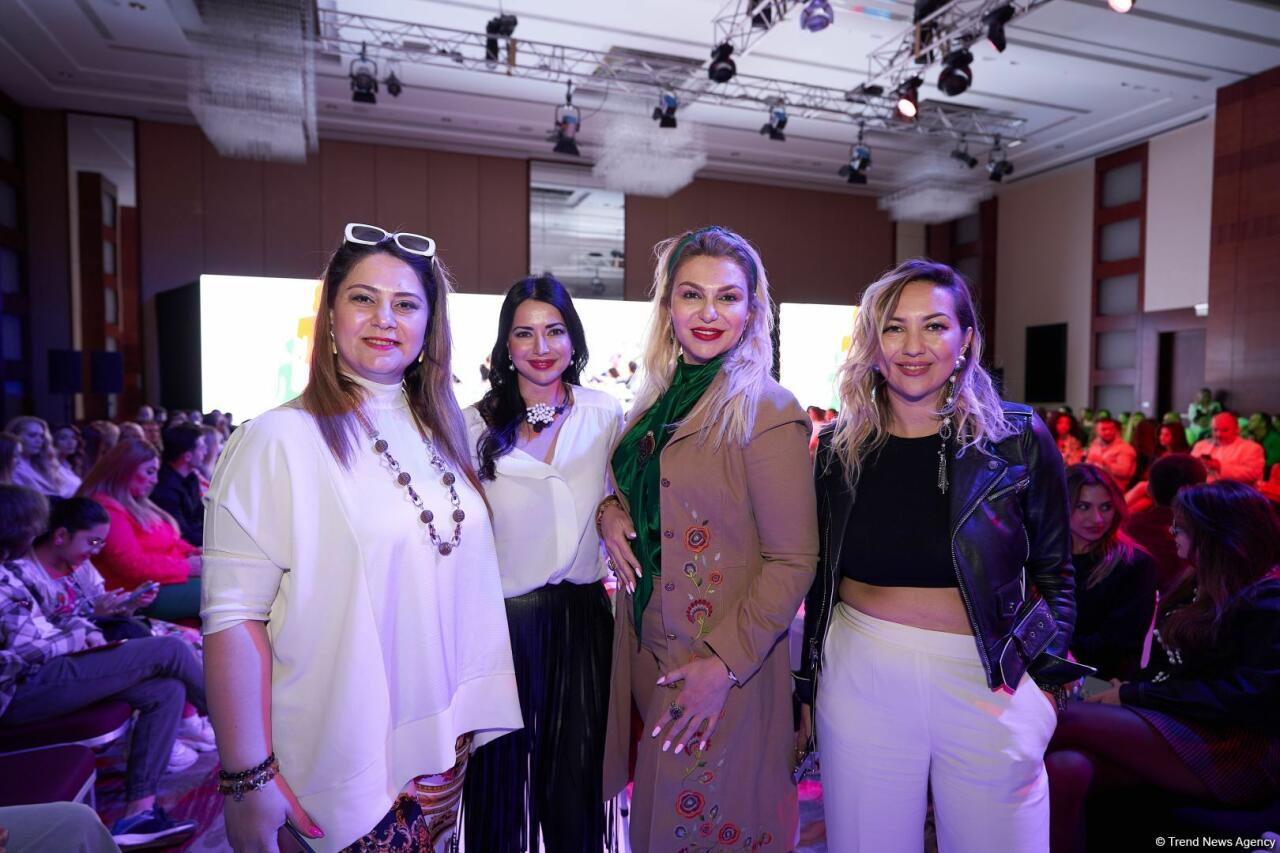 Azerbaijan Fashion Week 2022 – любимый Восток, футуризм, вечерние наряды