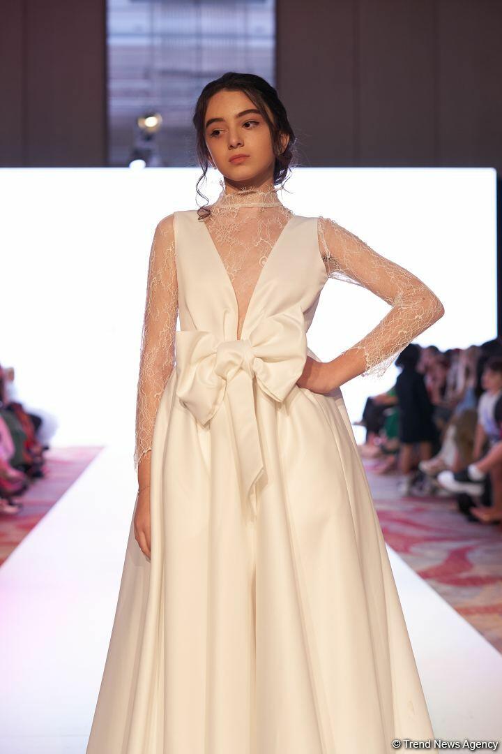 Azerbaijan Fashion Week 2022 – любимый Восток, футуризм, вечерние наряды