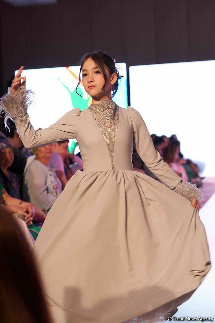 Azerbaijan Fashion Week 2022 – любимый Восток, футуризм, вечерние наряды