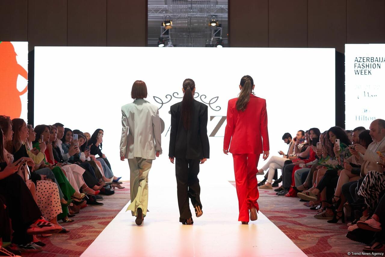 Azerbaijan Fashion Week 2022 – любимый Восток, футуризм, вечерние наряды