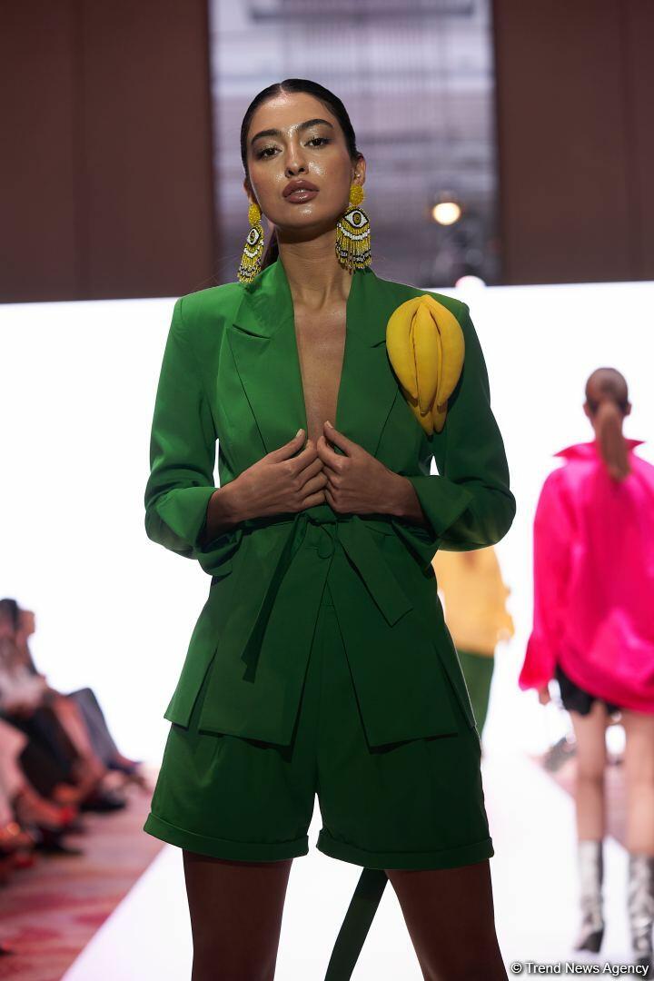 Azerbaijan Fashion Week 2022 – любимый Восток, футуризм, вечерние наряды