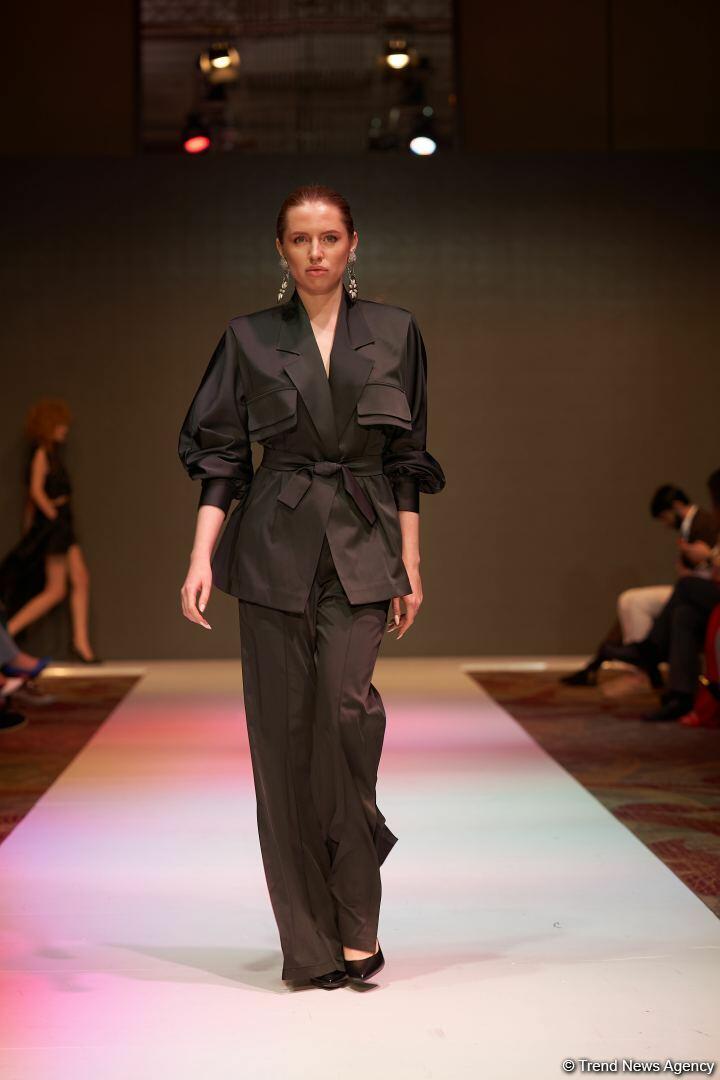 Azerbaijan Fashion Week 2022 – любимый Восток, футуризм, вечерние наряды