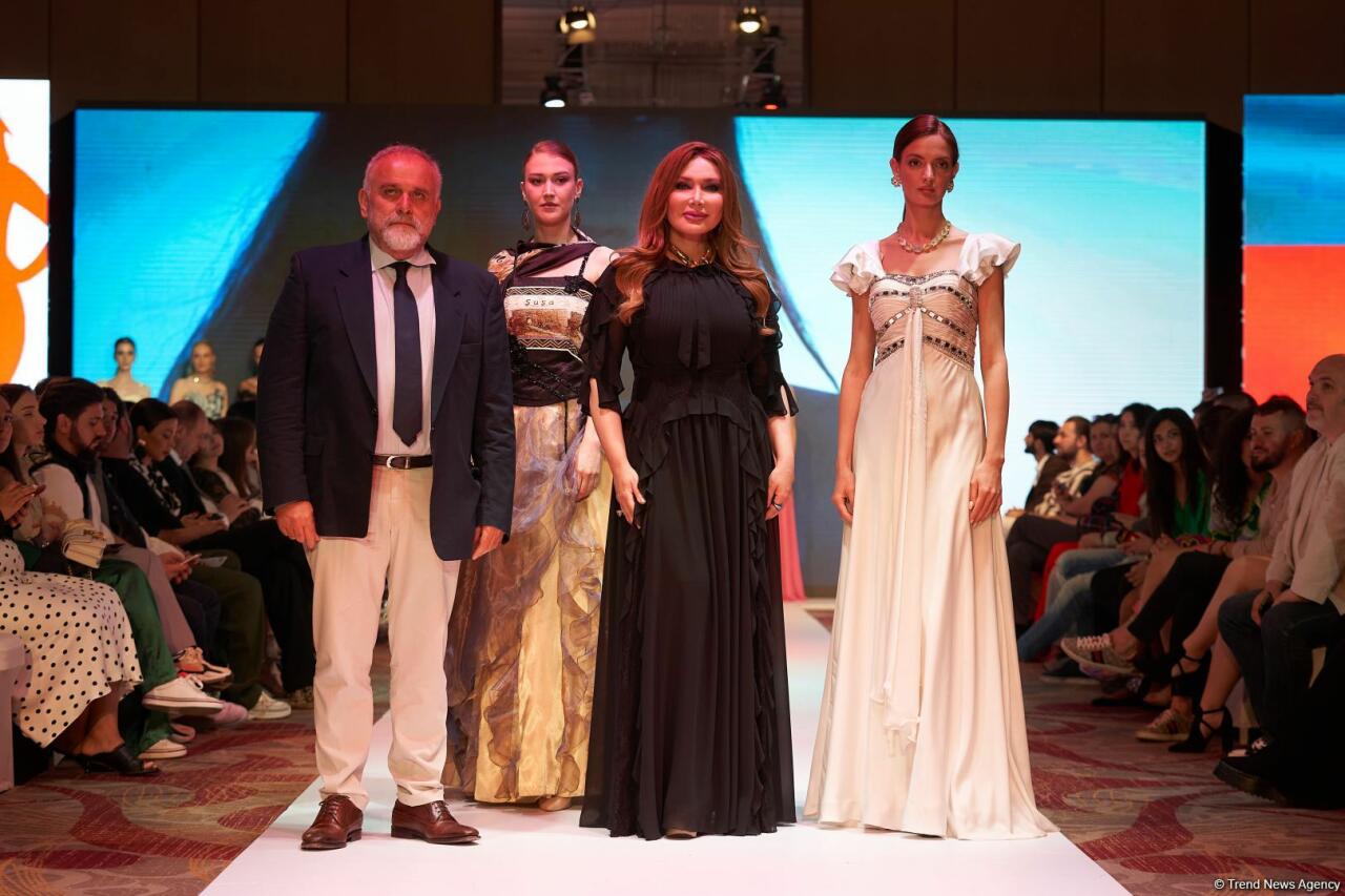 Azerbaijan Fashion Week 2022 – любимый Восток, футуризм, вечерние наряды