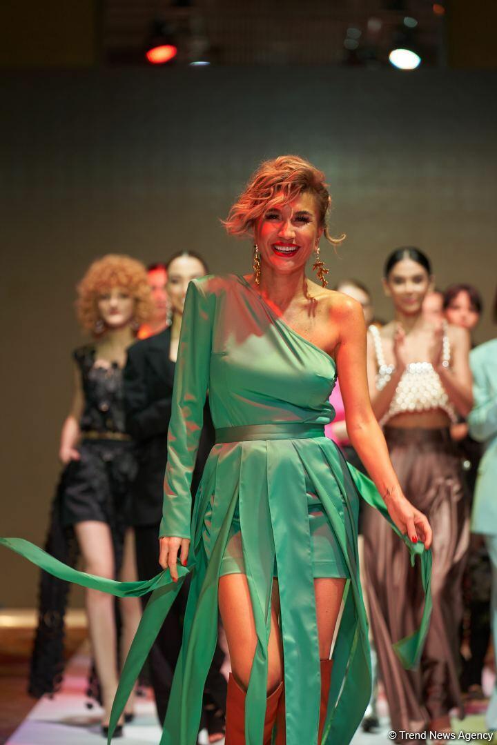 Azerbaijan Fashion Week 2022 – любимый Восток, футуризм, вечерние наряды