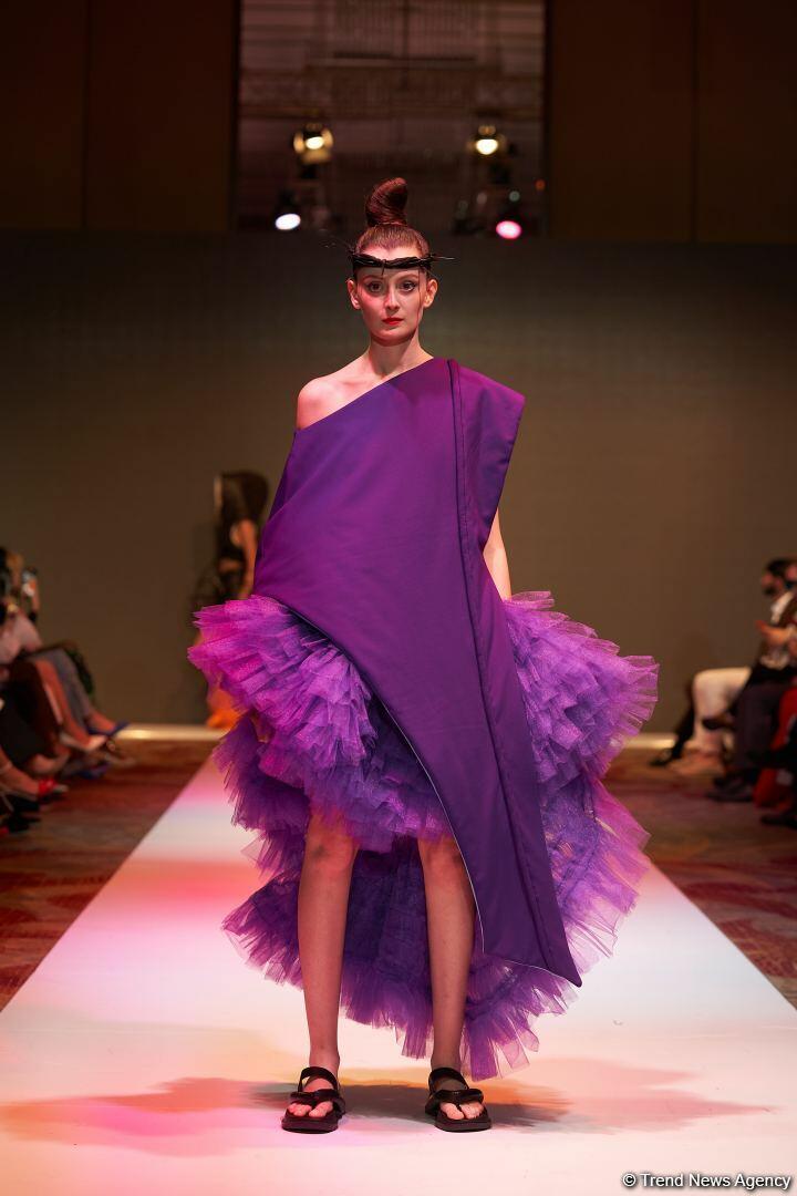 Azerbaijan Fashion Week 2022 – любимый Восток, футуризм, вечерние наряды