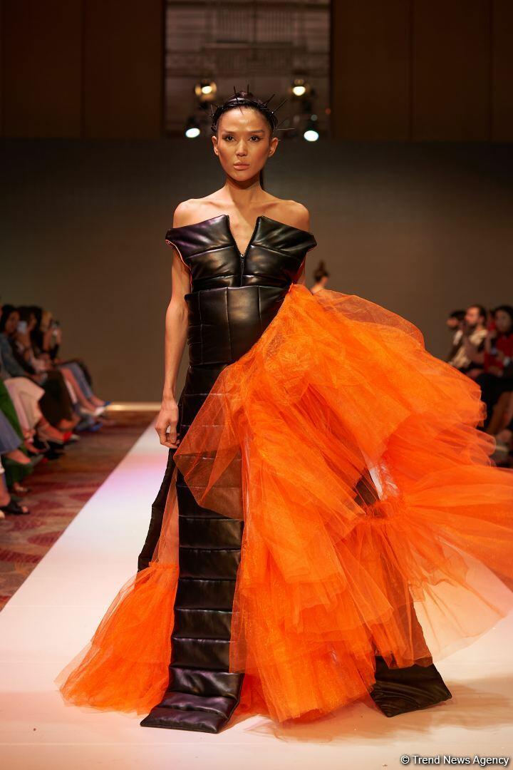 Azerbaijan Fashion Week 2022 – любимый Восток, футуризм, вечерние наряды