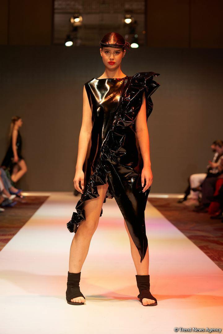Azerbaijan Fashion Week 2022 – любимый Восток, футуризм, вечерние наряды