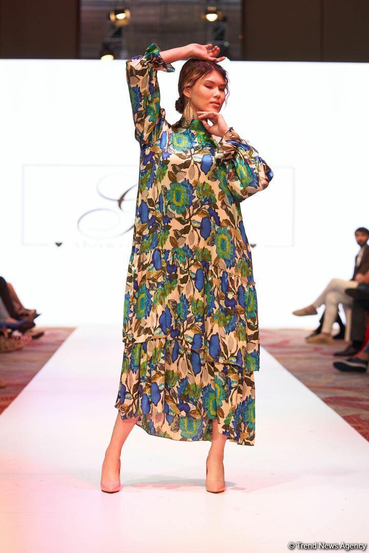 Azerbaijan Fashion Week 2022 – любимый Восток, футуризм, вечерние наряды