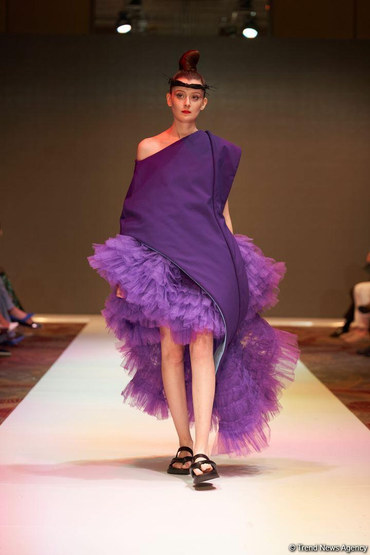 Azerbaijan Fashion Week 2022 – любимый Восток, футуризм, вечерние наряды