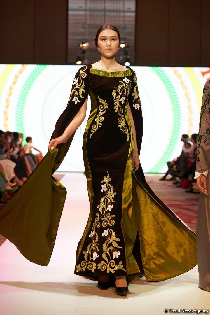 Azerbaijan Fashion Week 2022 – любимый Восток, футуризм, вечерние наряды