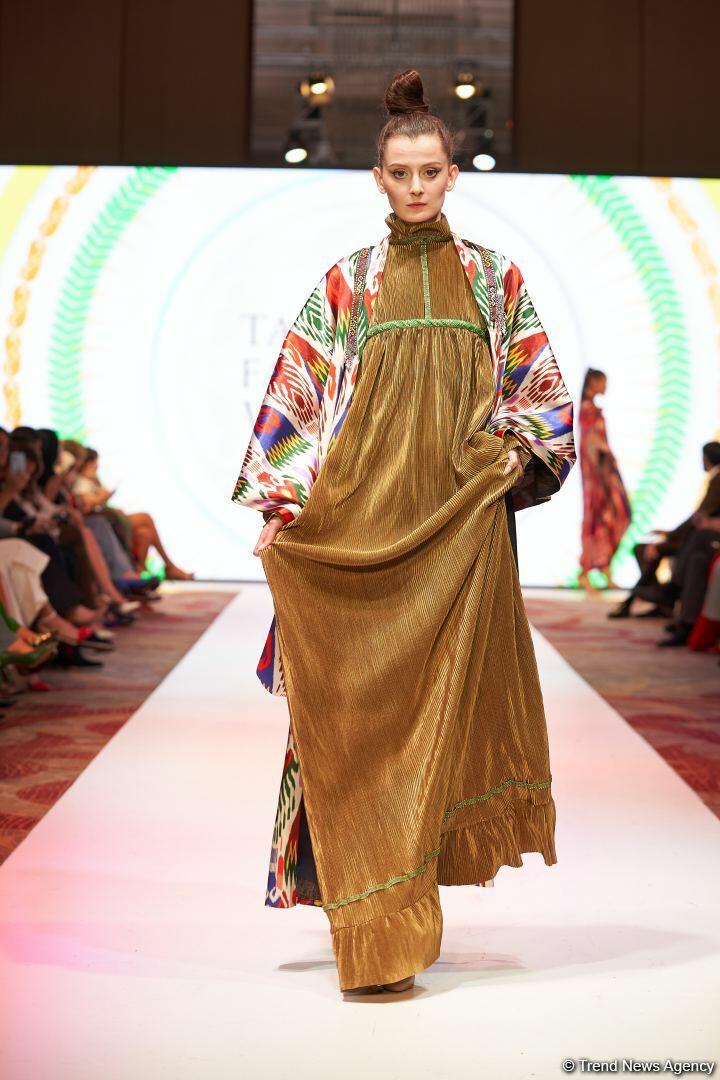 Azerbaijan Fashion Week 2022 – любимый Восток, футуризм, вечерние наряды