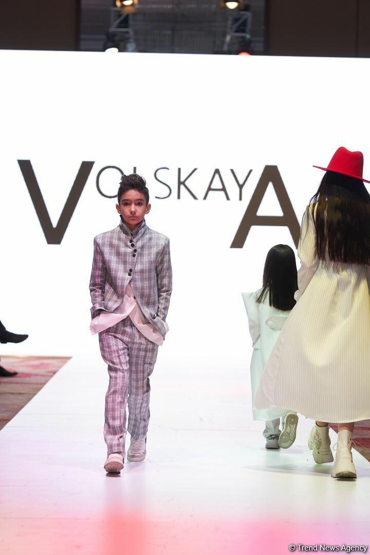 Azerbaijan Fashion Week 2022 – любимый Восток, футуризм, вечерние наряды
