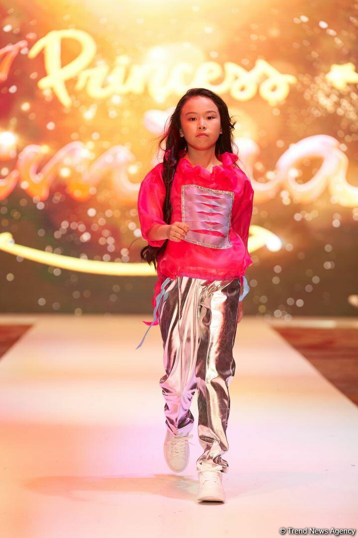 Azerbaijan Fashion Week 2022 – любимый Восток, футуризм, вечерние наряды