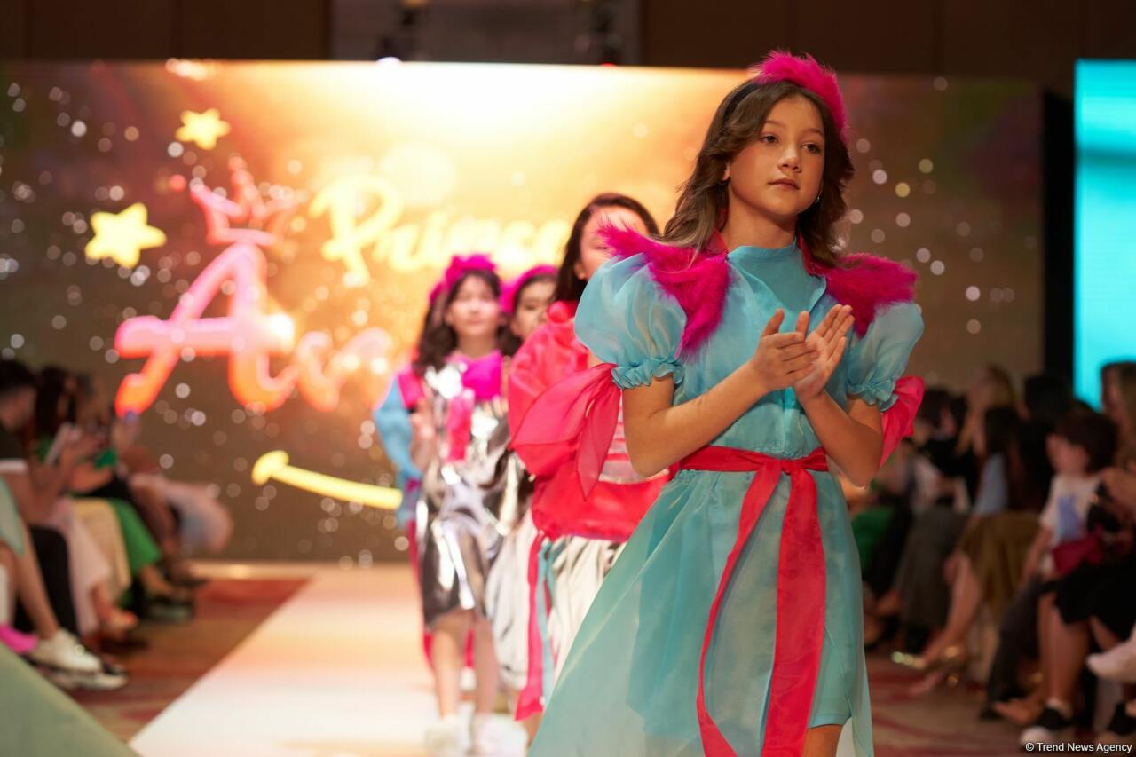 Azerbaijan Fashion Week 2022 – любимый Восток, футуризм, вечерние наряды