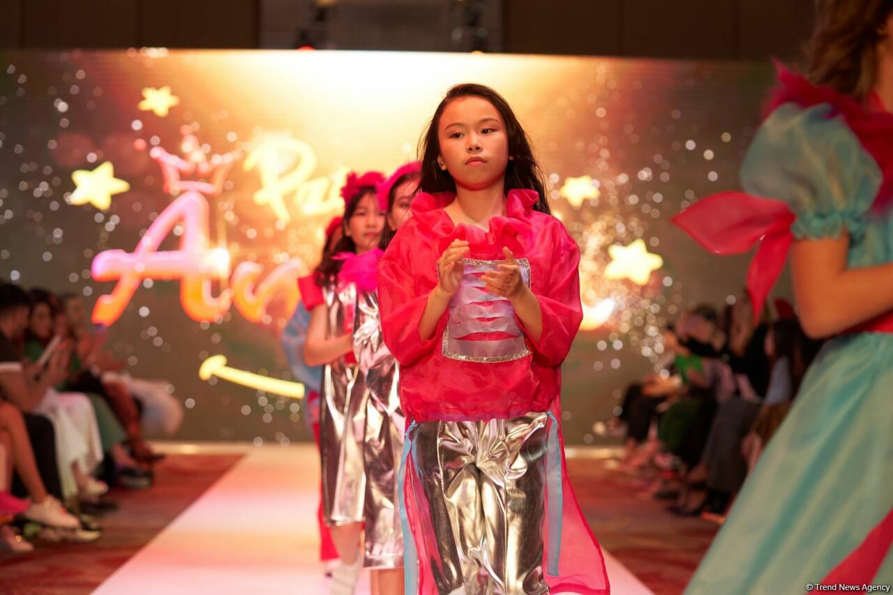Azerbaijan Fashion Week 2022 – любимый Восток, футуризм, вечерние наряды