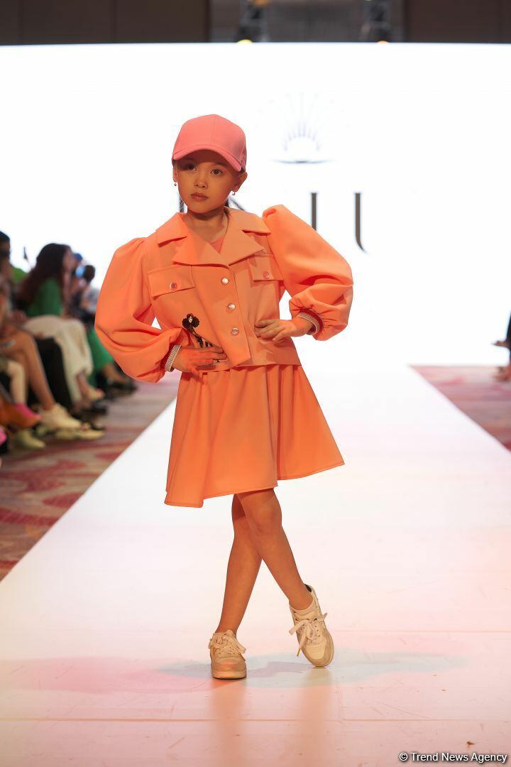 Azerbaijan Fashion Week 2022 – любимый Восток, футуризм, вечерние наряды