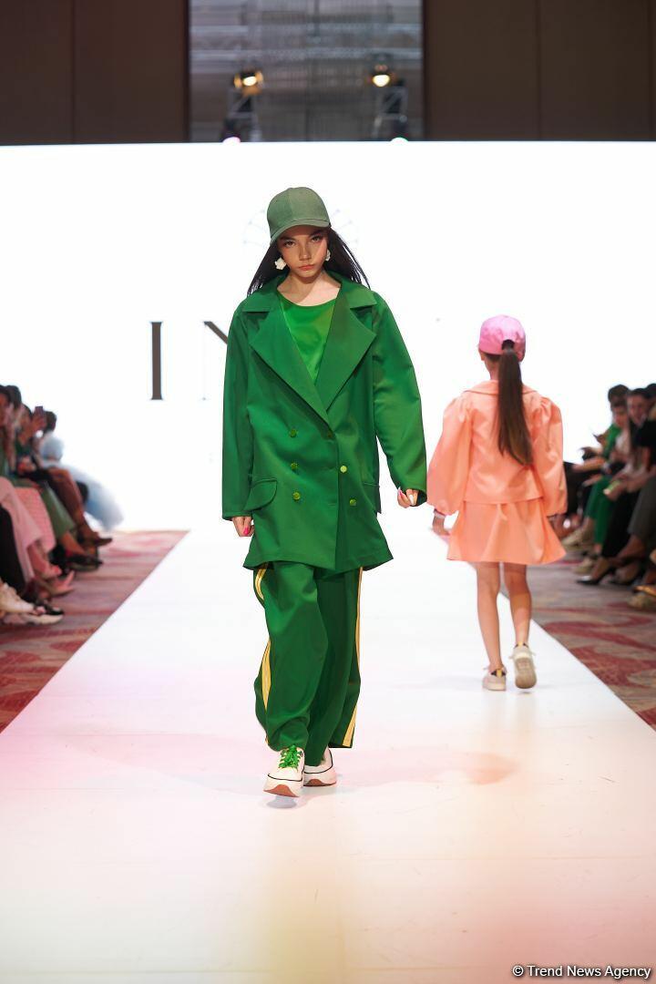 Azerbaijan Fashion Week 2022 – любимый Восток, футуризм, вечерние наряды