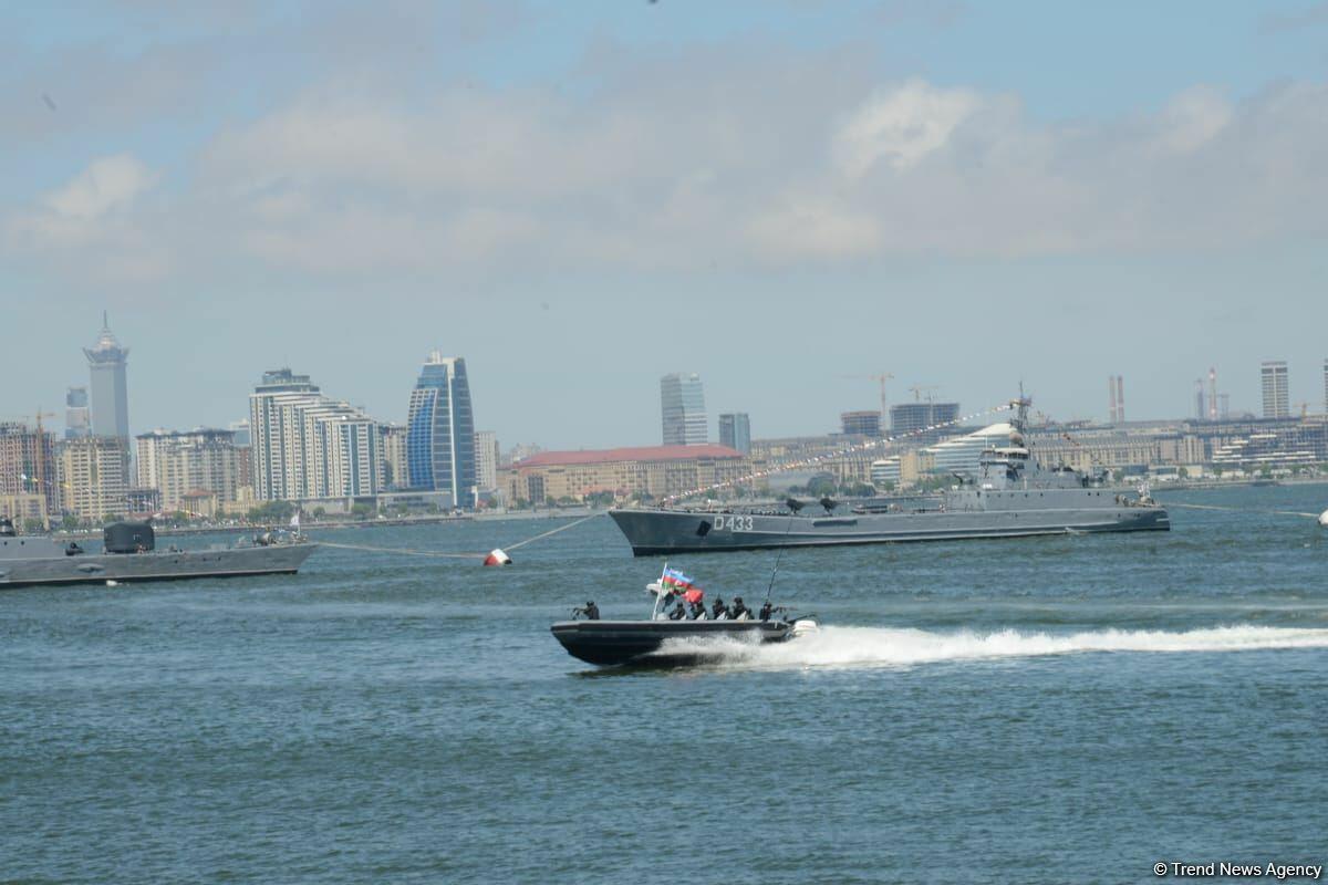 Специализированные войска ВМС Азербайджана выполнили различные маневры в рамках фестиваля TEKNOFEST