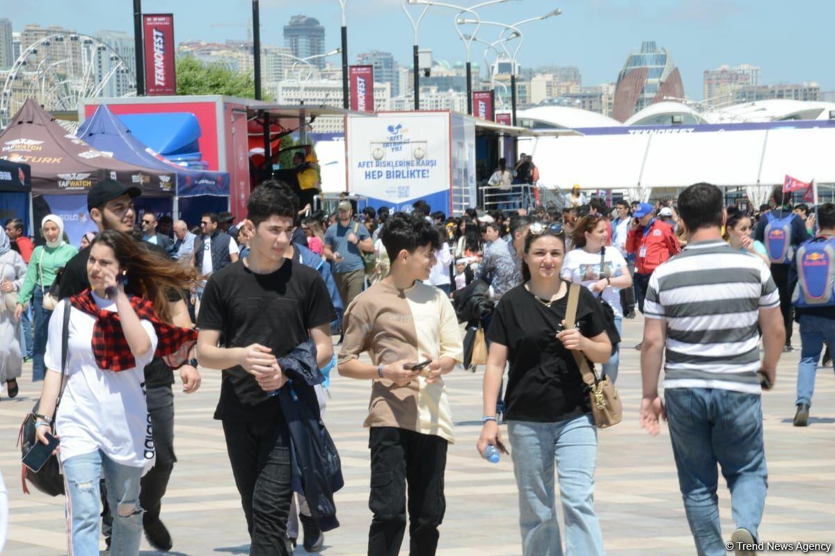В Баку стартовал второй день Международного фестиваля TEKNOFEST